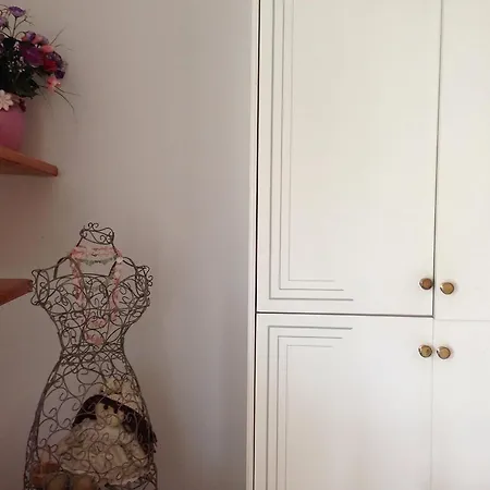 白花公寓 *